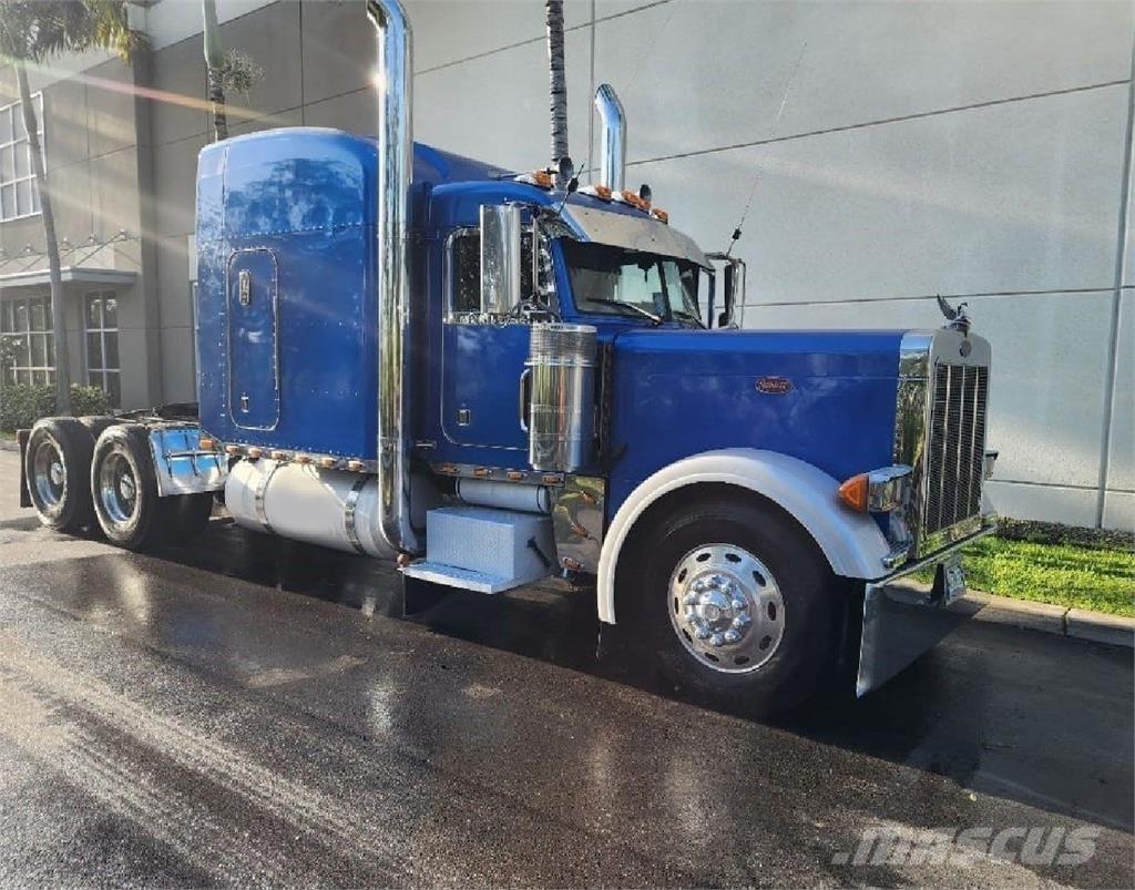 Peterbilt 379EXHD Conventional Trucks / Tractor Trucks