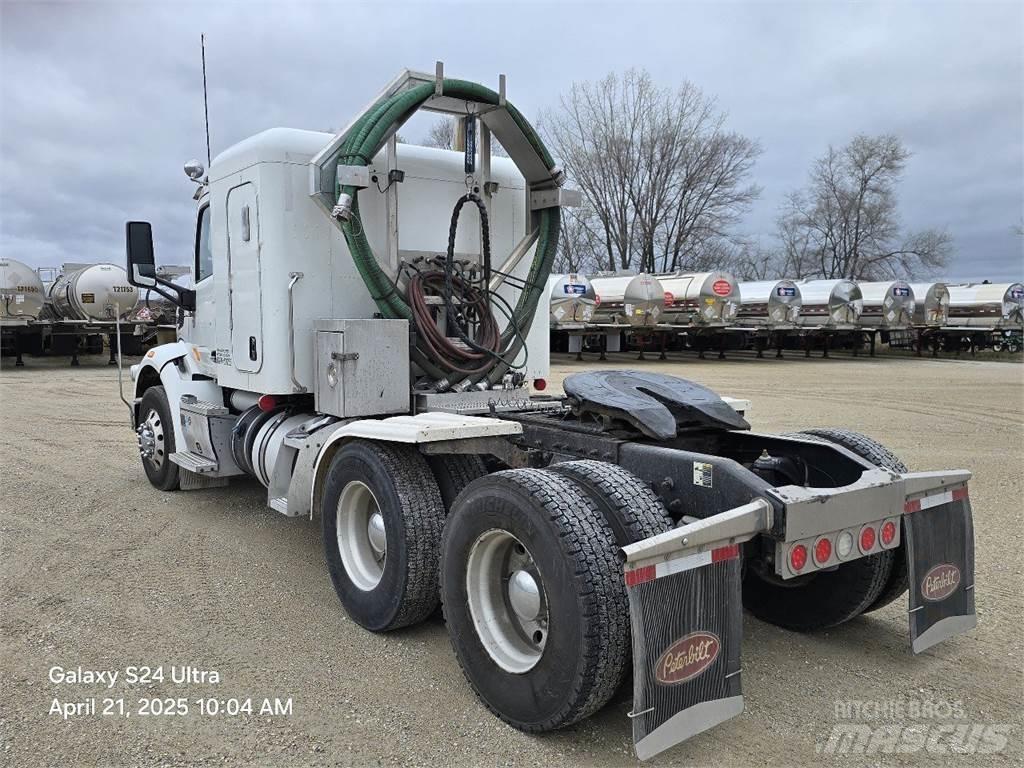 Peterbilt 567 Conventional Trucks / Tractor Trucks