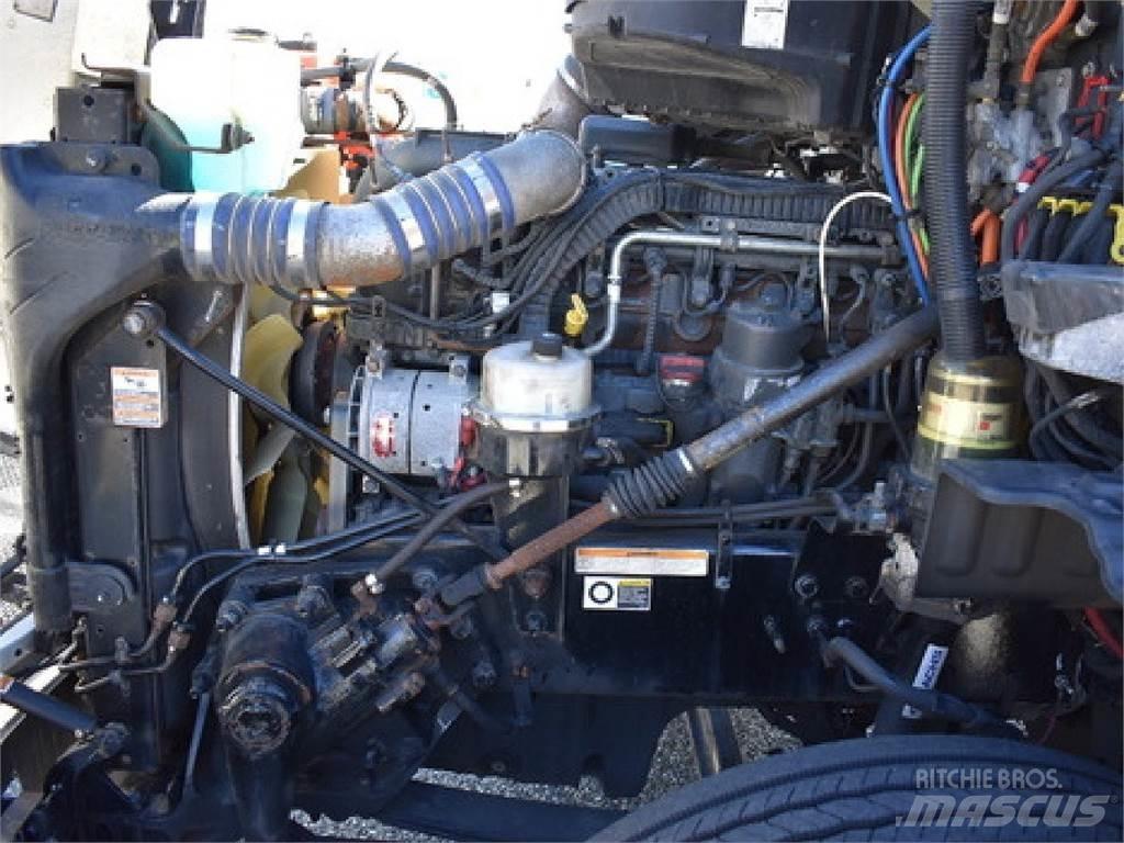 Peterbilt 579 Conventional Trucks / Tractor Trucks