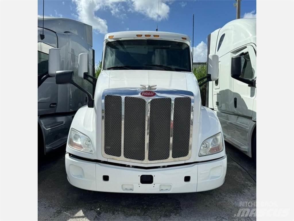 Peterbilt 579 Tractor Units