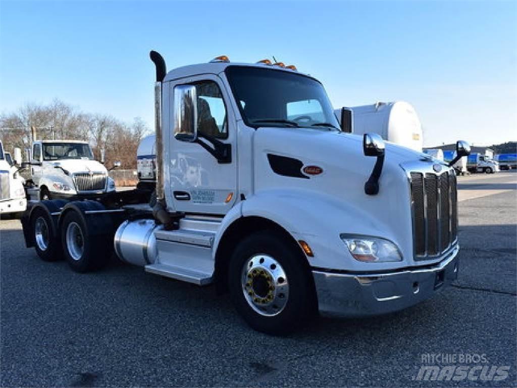 Peterbilt 579 Conventional Trucks / Tractor Trucks