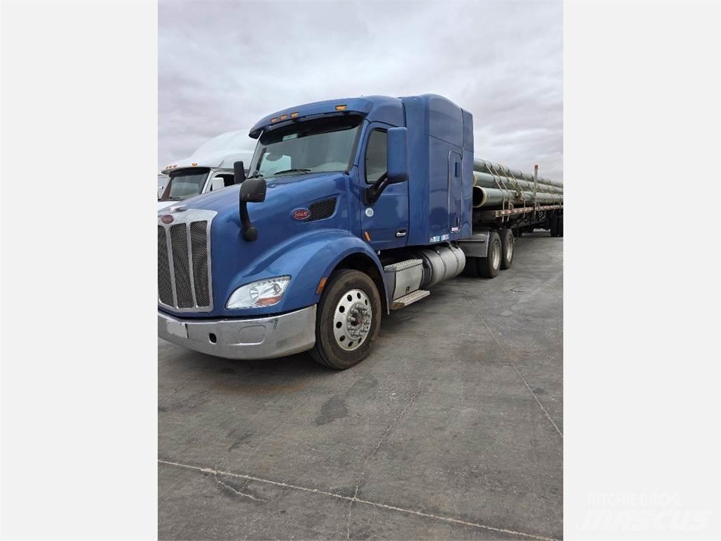 Peterbilt 579 Conventional Trucks / Tractor Trucks