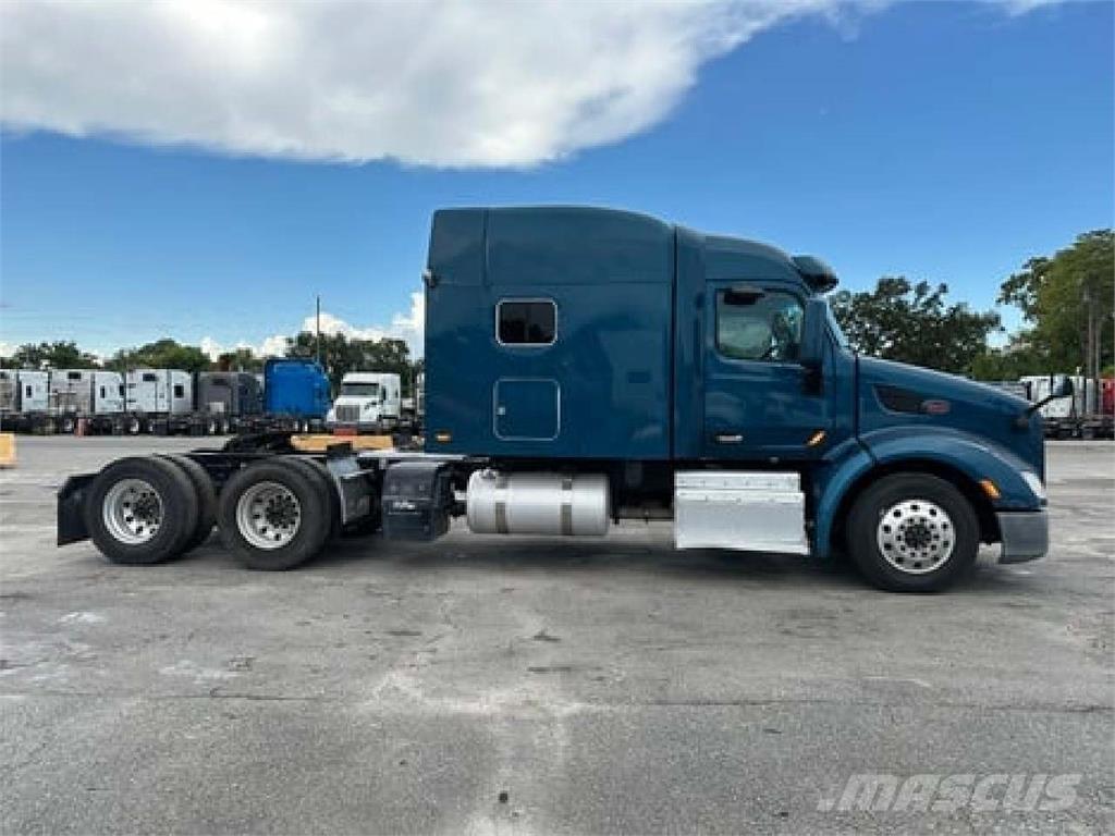 Peterbilt 579 Tractor Units