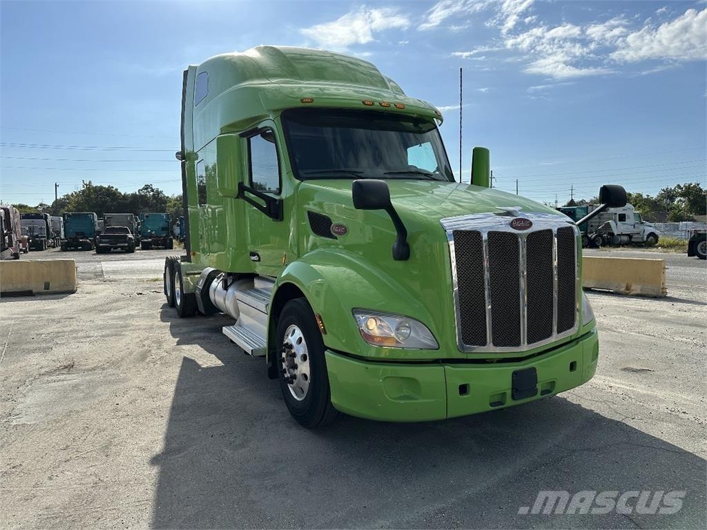 Peterbilt 579 Conventional Trucks / Tractor Trucks