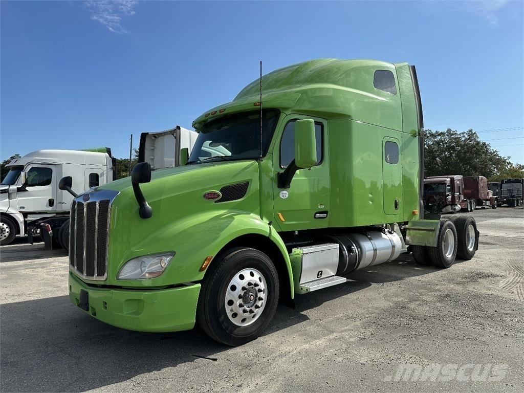 Peterbilt 579 Conventional Trucks / Tractor Trucks