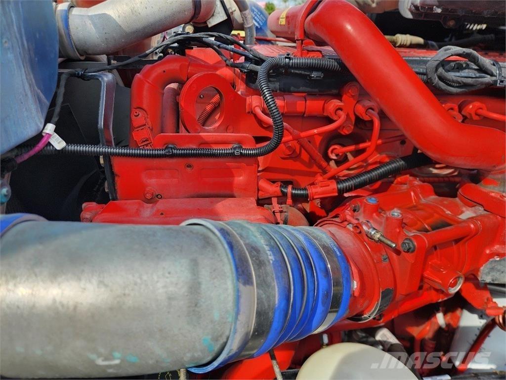 Peterbilt 579 Conventional Trucks / Tractor Trucks