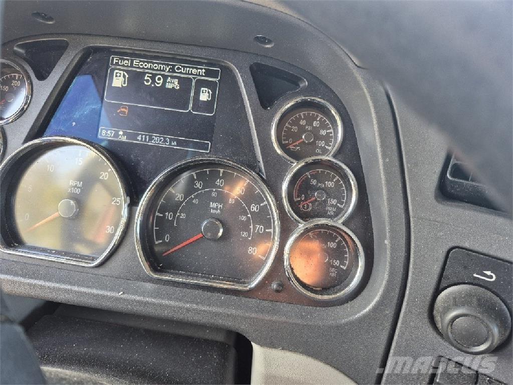 Peterbilt 579 Conventional Trucks / Tractor Trucks