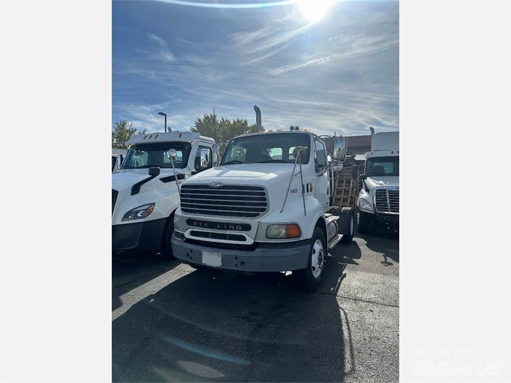 Sterling A9500 Conventional Trucks / Tractor Trucks