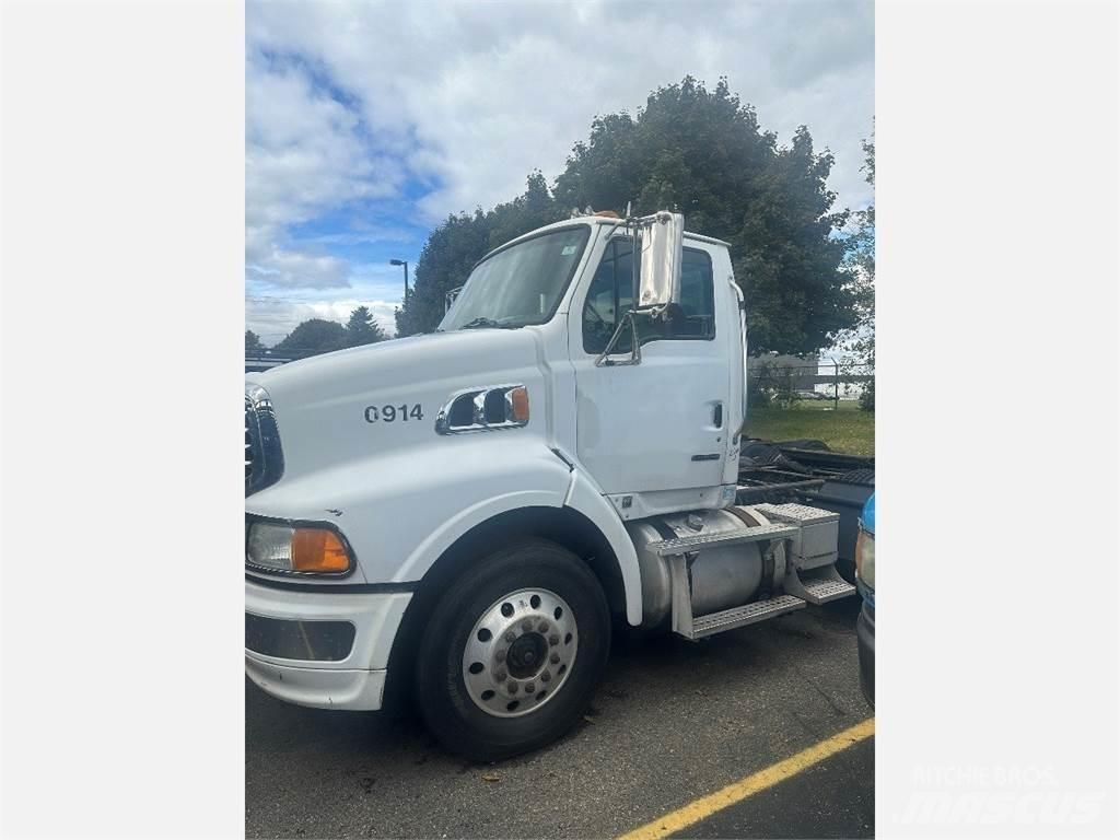 Sterling A9500 Conventional Trucks / Tractor Trucks