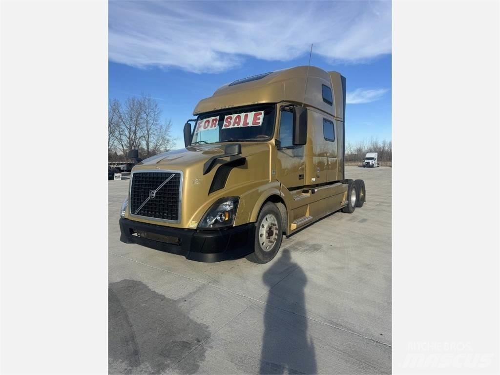 Volvo VNL 780 Conventional Trucks / Tractor Trucks