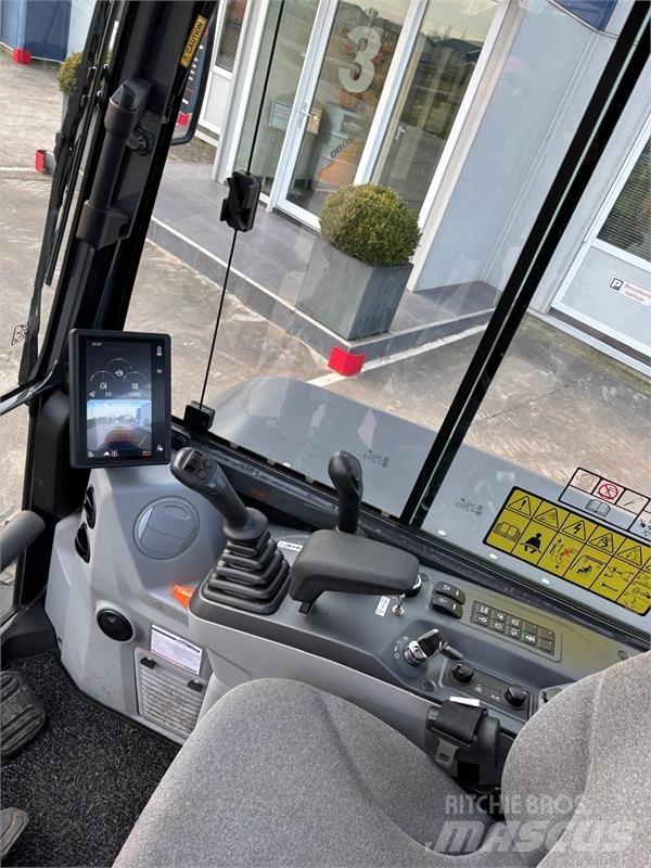 Develon DX63-7 Mini excavators  7t - 12t