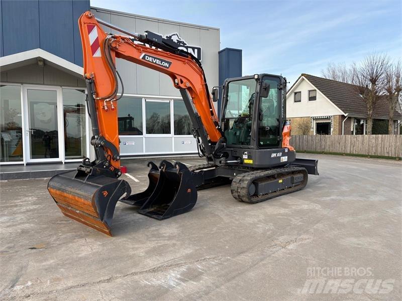 Develon DX63-7 Mini excavators  7t - 12t