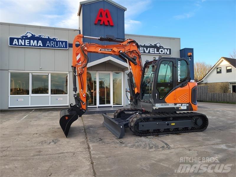 Develon DX85R-7 Mini excavators  7t - 12t