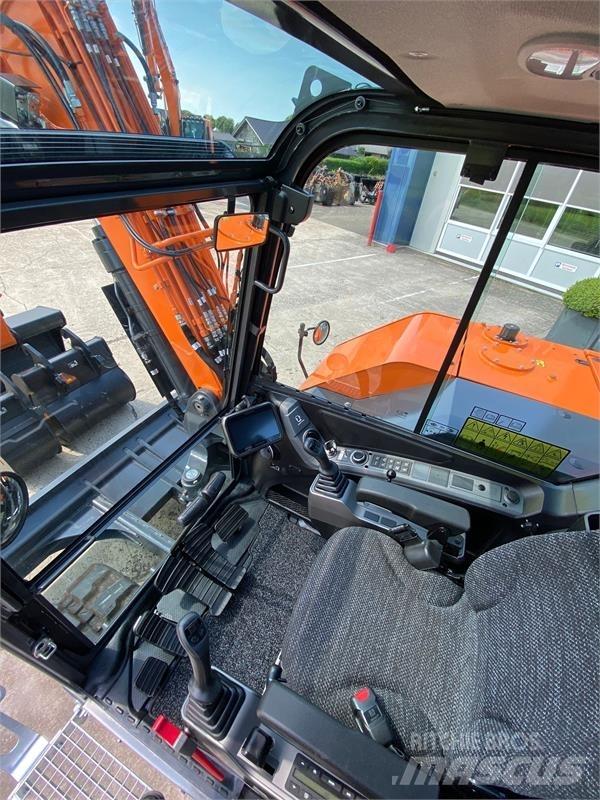 Develon DX85R-7 Mini Excavators <7t (Mini Diggers)