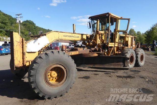 CAT 16G Motor Graders