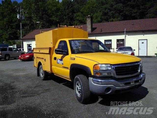 GMC 2500HD Pickup Trucks