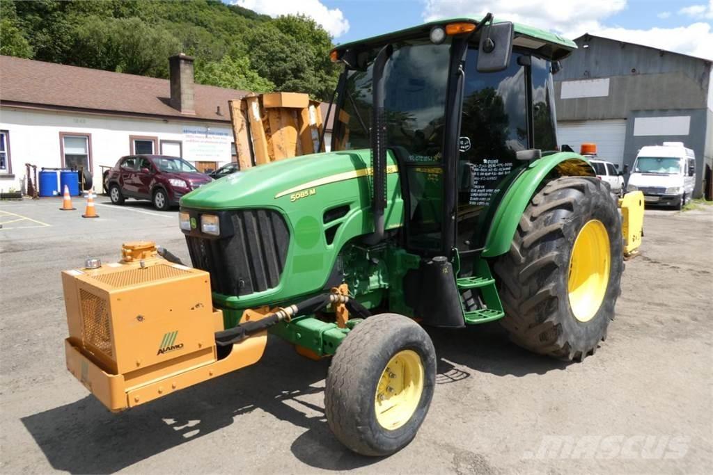 John Deere 5085M Tractors