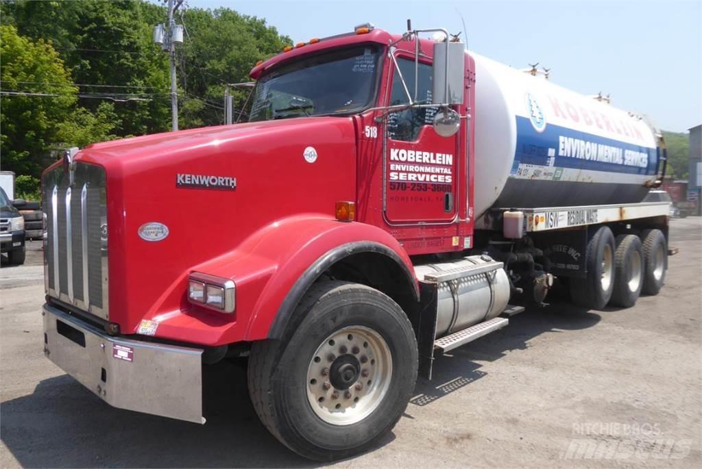 Kenworth T800 Vacuum Trucks