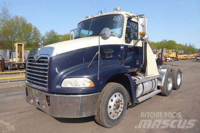 Mack CXN613 Cab & Chassis Trucks