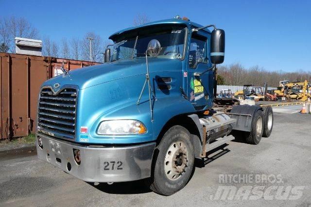 Mack CXN613 Cab & Chassis Trucks