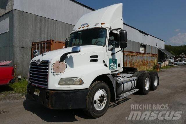 Mack CXN613 Cab & Chassis Trucks