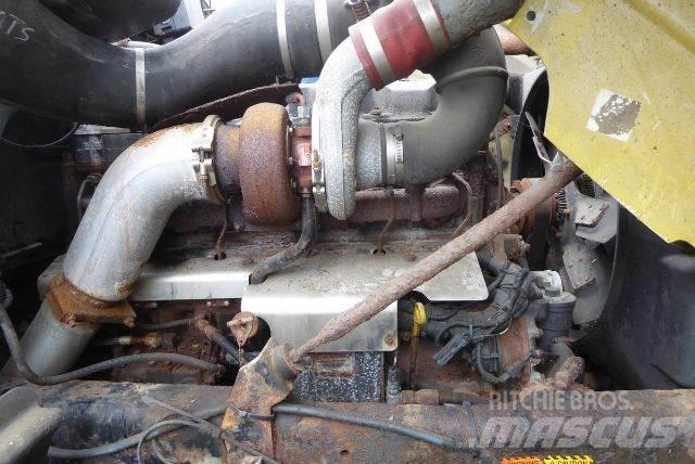 Mack RD688S Dump Trucks