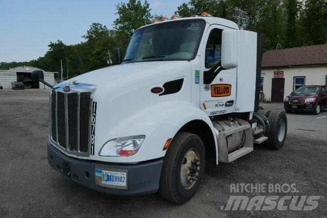 Peterbilt 579 Cab & Chassis Trucks