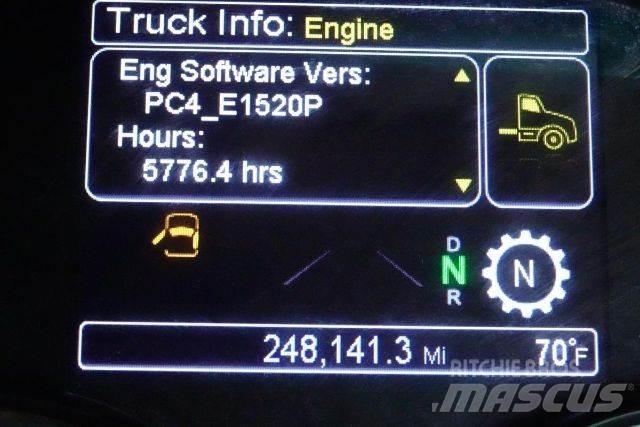 Peterbilt 579 Cab & Chassis Trucks
