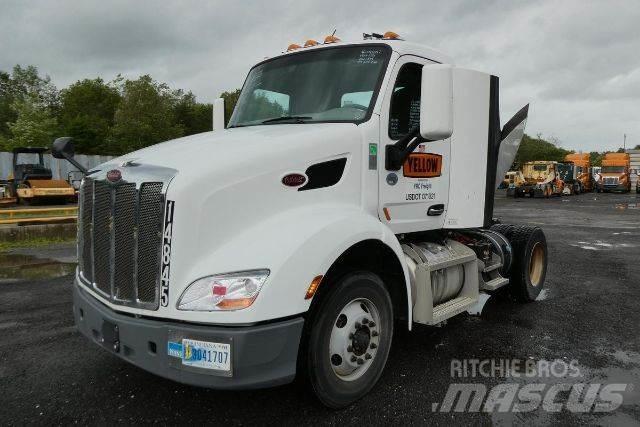 Peterbilt 579 Cab & Chassis Trucks