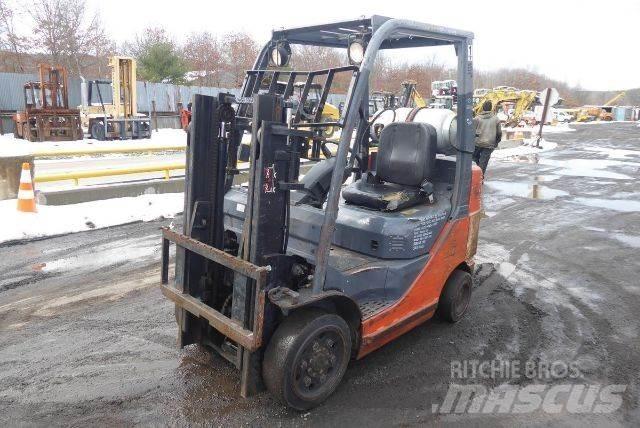 Toyota 8FGCU25 Misc Forklifts