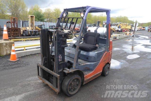 Toyota 8FGCU25 Misc Forklifts