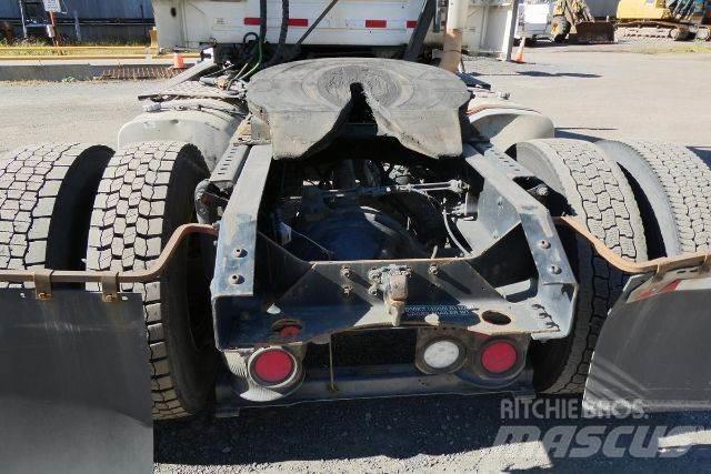 Volvo VNR Cab & Chassis Trucks