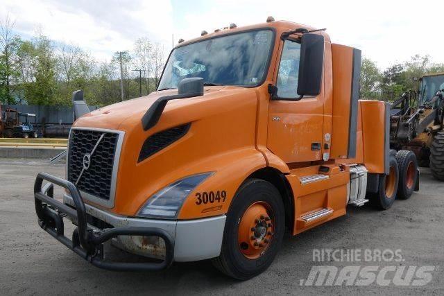 Volvo VNR64T300 Cab & Chassis Trucks