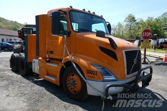 Volvo VNR64T300 Cab & Chassis Trucks