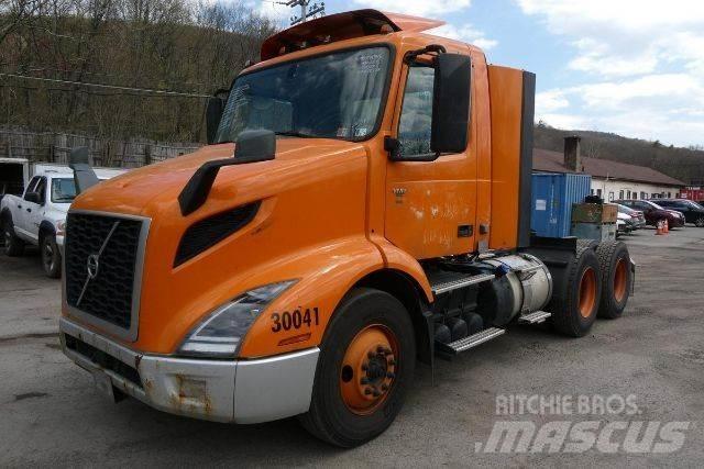 Volvo VNR64T300 Cab & Chassis Trucks