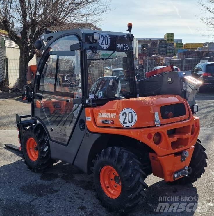 Ausa T144H Telescopic Handlers