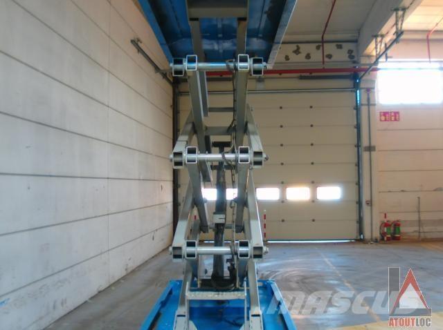 Genie GS-2646 Articulated boom lifts
