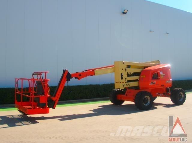 JLG 520AJ Articulated boom lifts