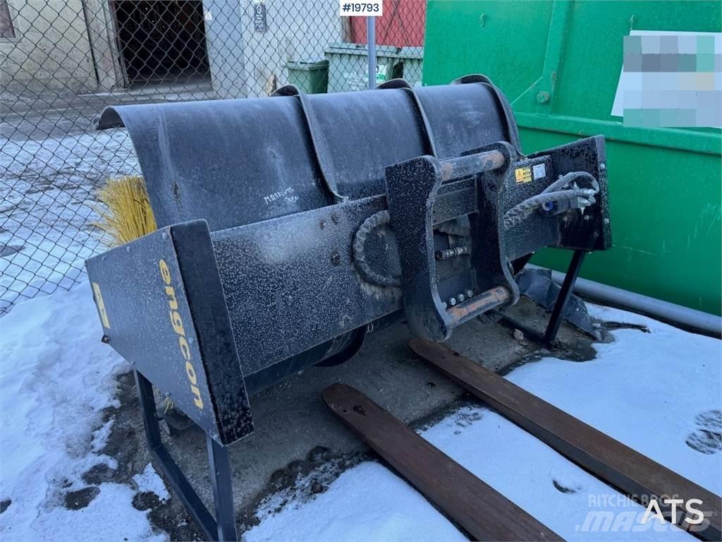 Engcon SR1600C broom Other