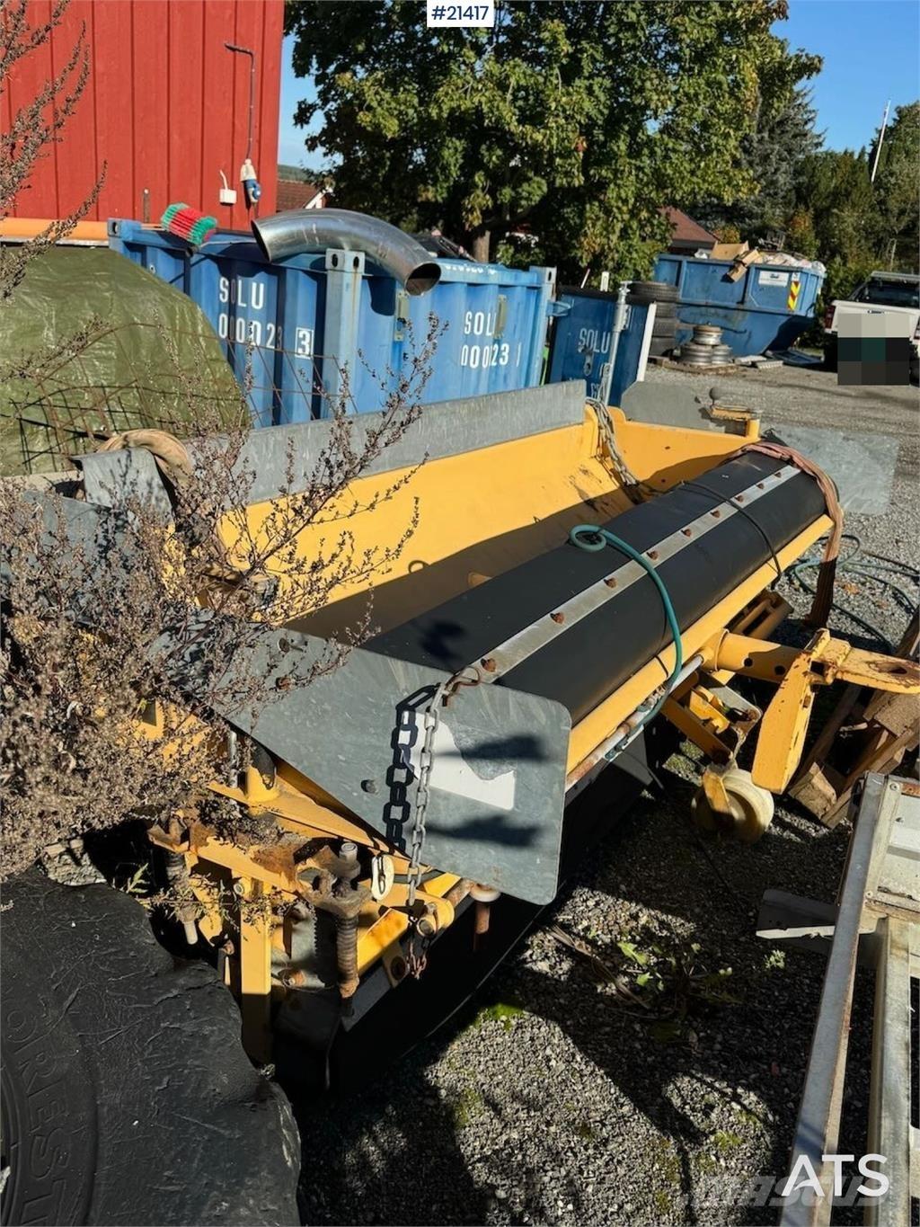 Falköping litter box Other Components