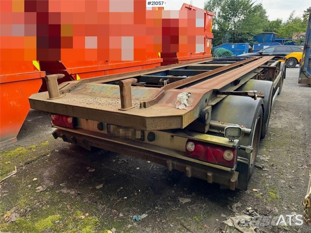 Istrail Hook trailer Skip loader trailers