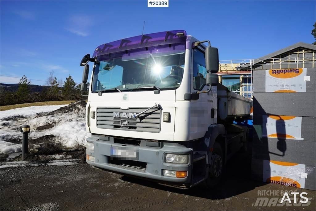 MAN TGM 18.330 Hook lift trucks