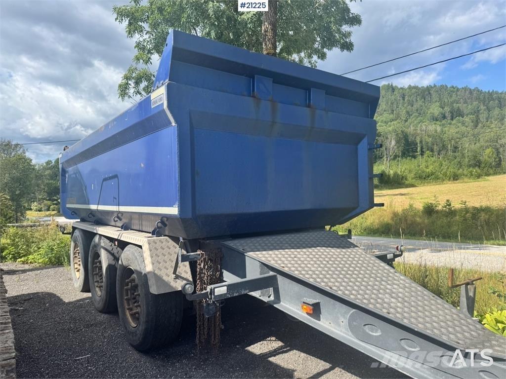 Maur Trailer. Dump Trailers