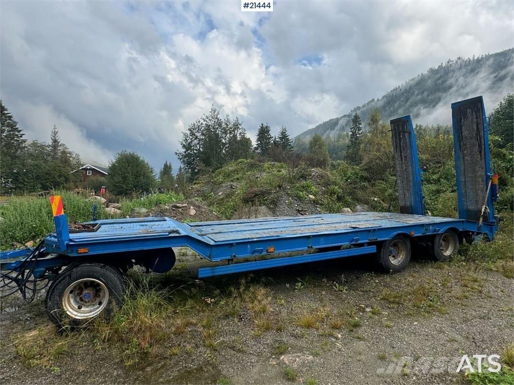 Müller Maskinhenger Lowboy trailer