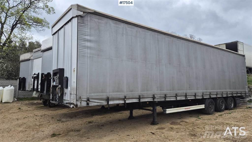 Kässbohrer ME Curtain  trailers