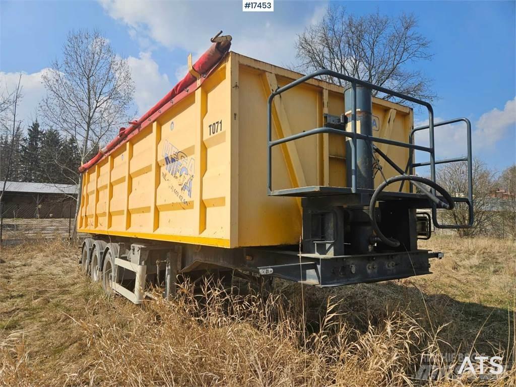 Mega MNW Grain / Hopper / Tipper Trailers