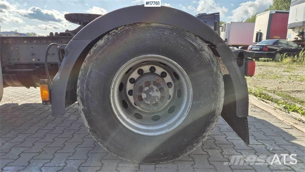 Renault Premium 460 Conventional Trucks / Tractor Trucks