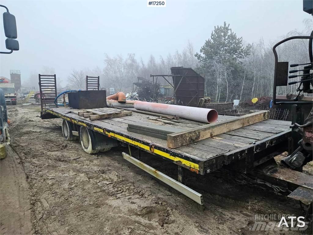 Samro DAP Lowboy trailer