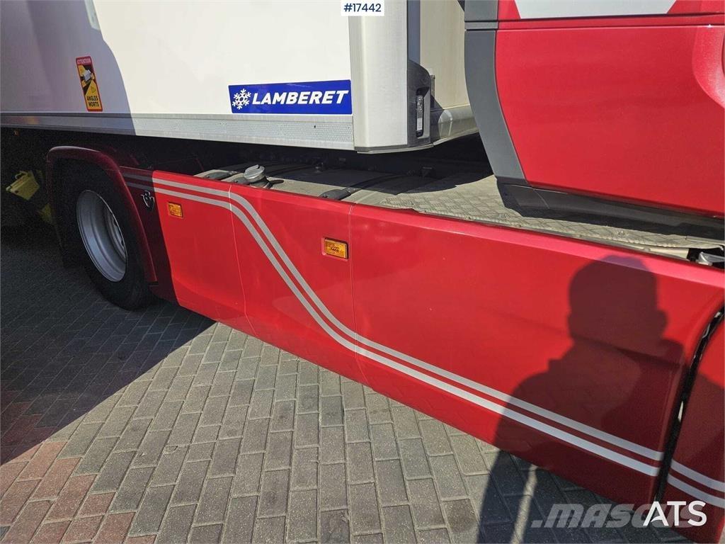 Scania R530 V8 Conventional Trucks / Tractor Trucks