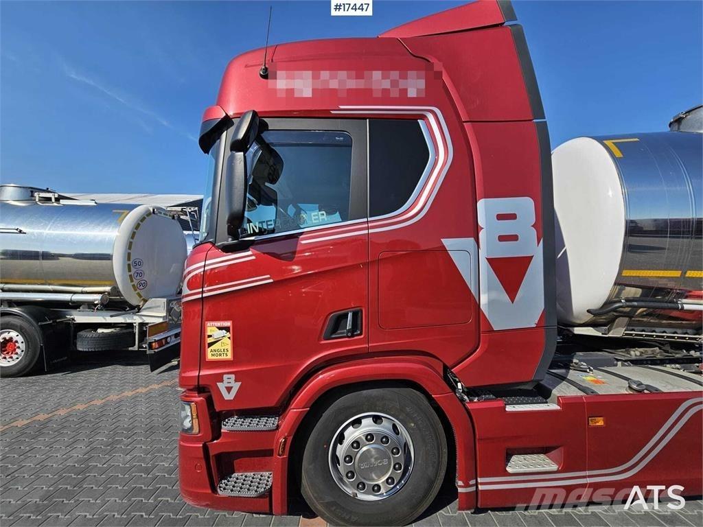 Scania R530 V8 Conventional Trucks / Tractor Trucks